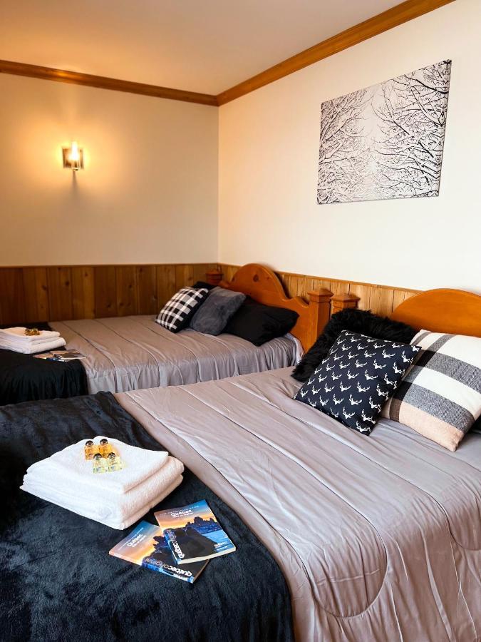 Auberge Au Poste De Traite Sainte-Famille Exteriér fotografie